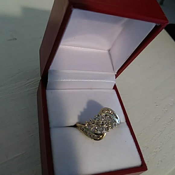 25 Diamonds 14k gold ring - Picture 2 of 2
